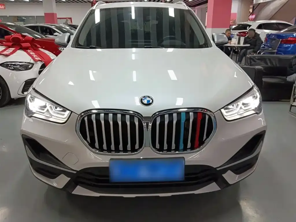 BMW X1 2021 из CN, фото 3