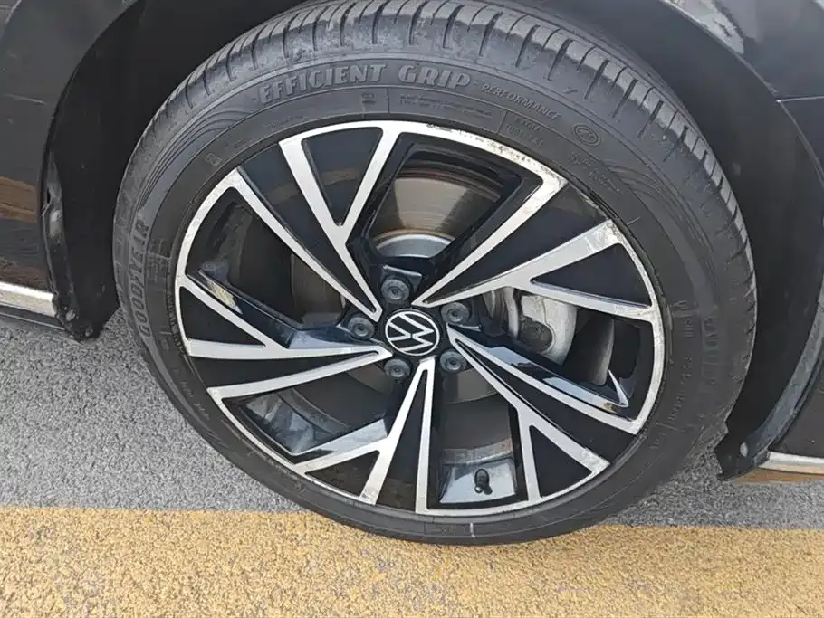 Volkswagen Magotan 2022 из CN, фото 5