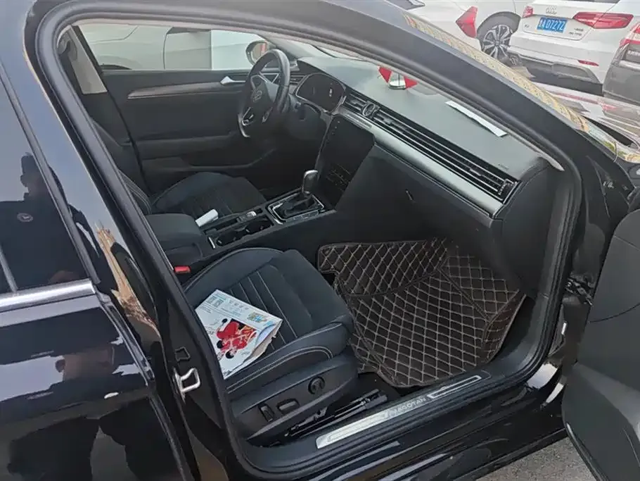 Volkswagen Magotan 2022 из CN, фото 9