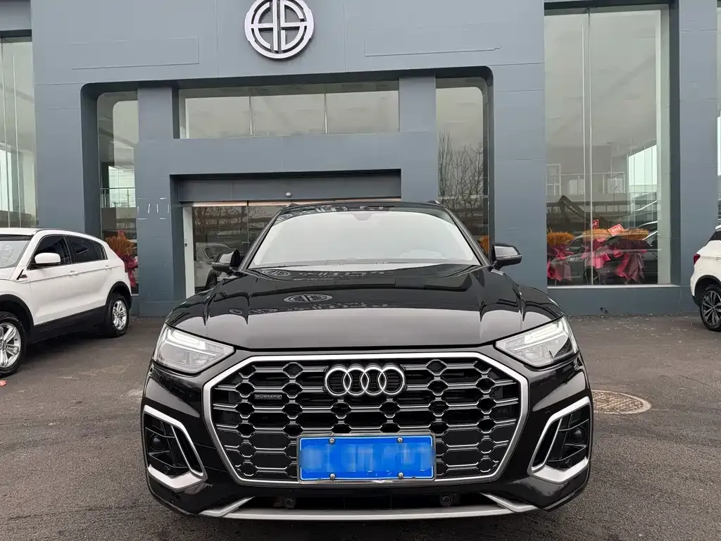 Audi Q5L 2022 из CN, фото 8