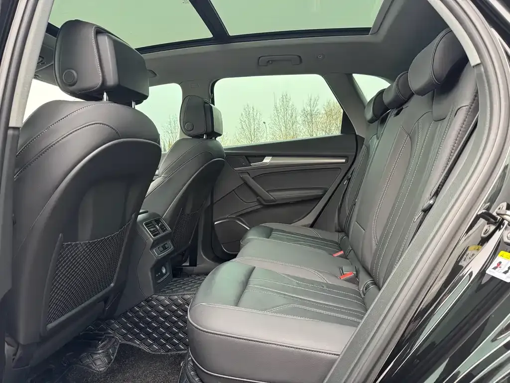 Audi Q5L 2022 из CN, фото 6