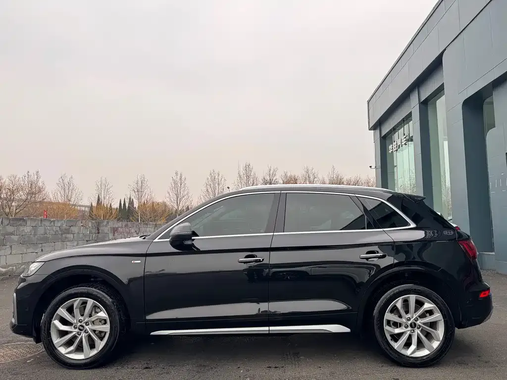 Audi Q5L 2022 из CN, фото 5