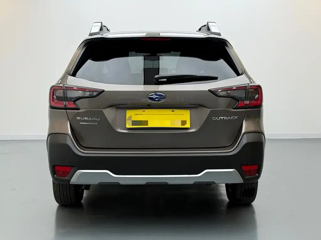 Subaru Outback — фото 3