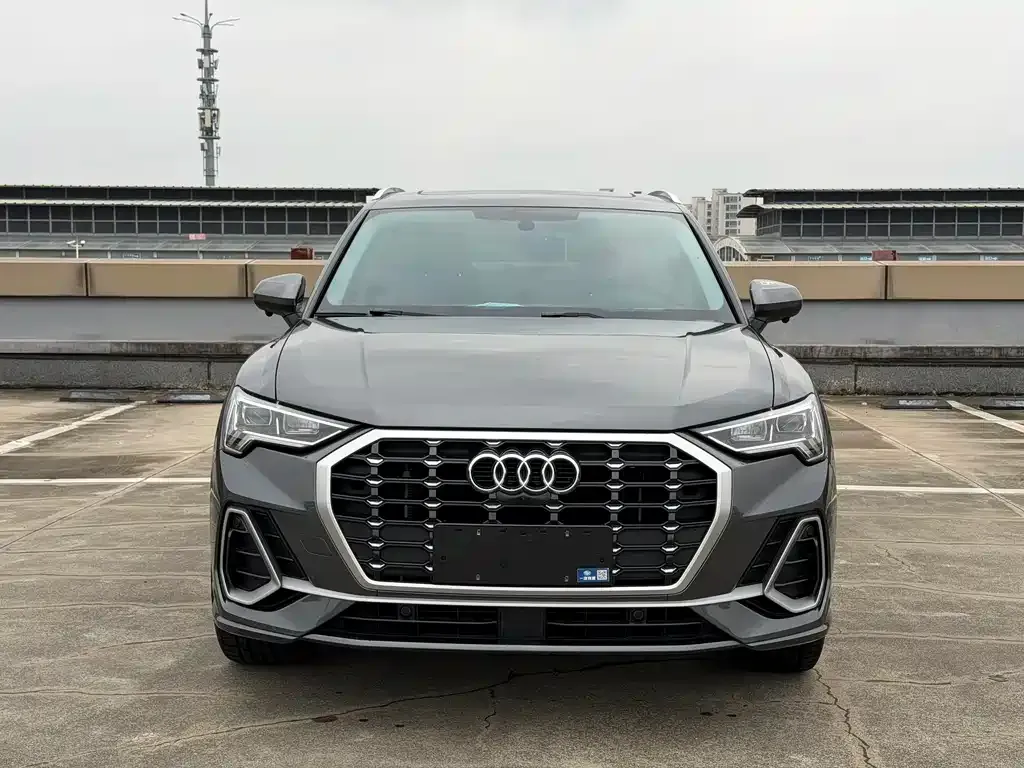 Audi Q3 — фото 3