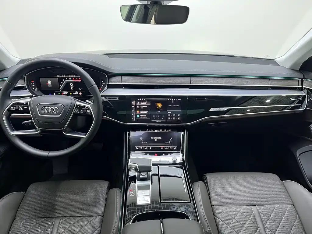 Audi A8 2025 из CN, фото 8