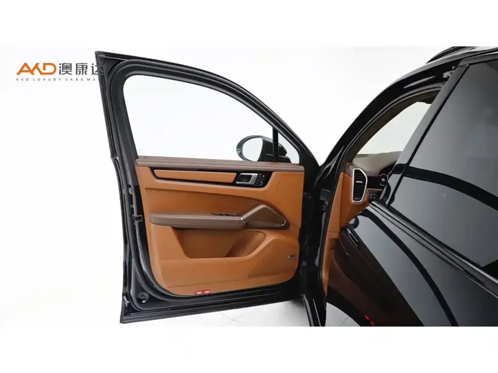 Porsche Cayenne 2023 из CN, фото 10