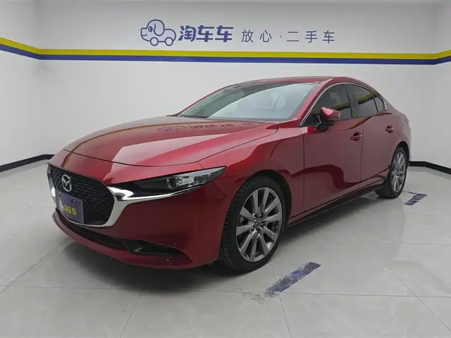 Mazda 3 Axela 2023 из CN, фото 1
