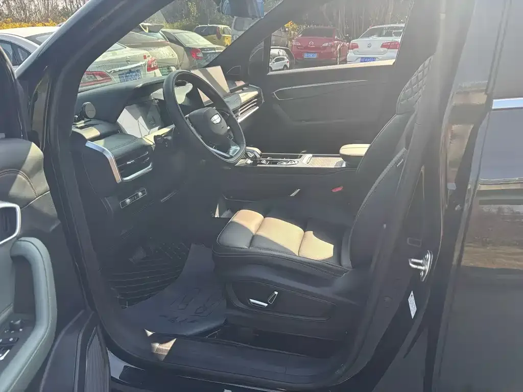 Geely Haoyue L 2023 из CN, фото 4