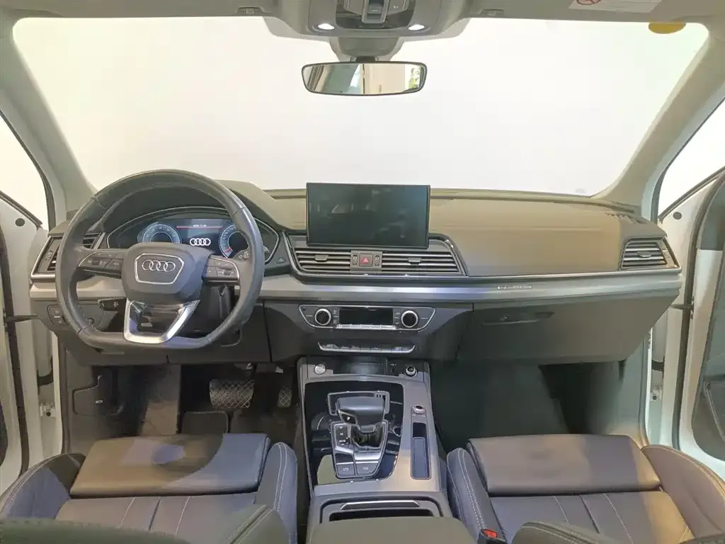 Audi Q5L 2023 из CN, фото 4