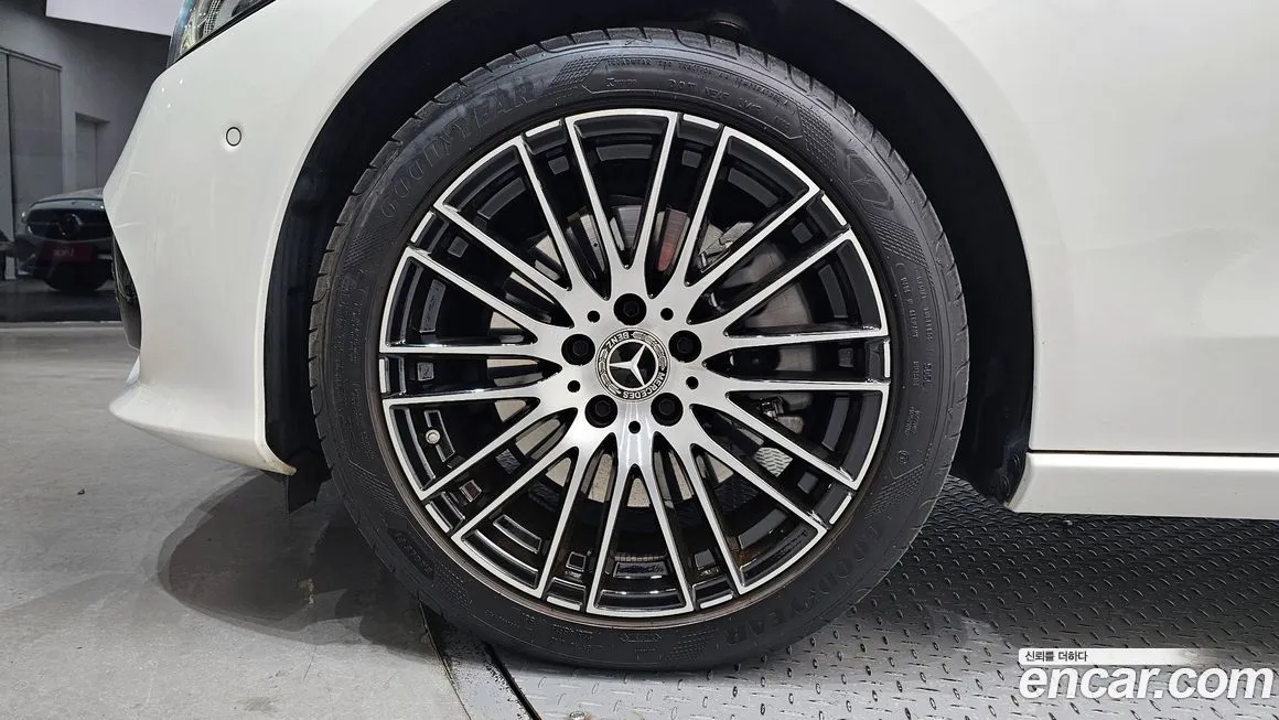 Mercedes-Benz C-Class 2022 из KR, фото 7
