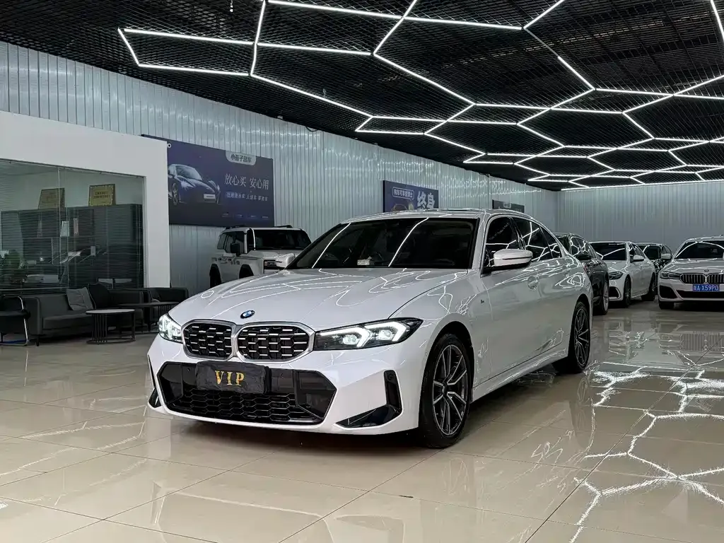 BMW 3 Series 2024 из CN, фото 1