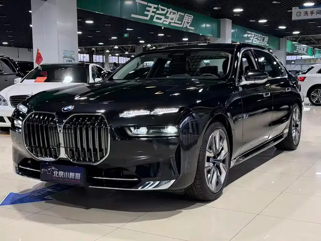 BMW 7 Series 2026 из CN, фото 1