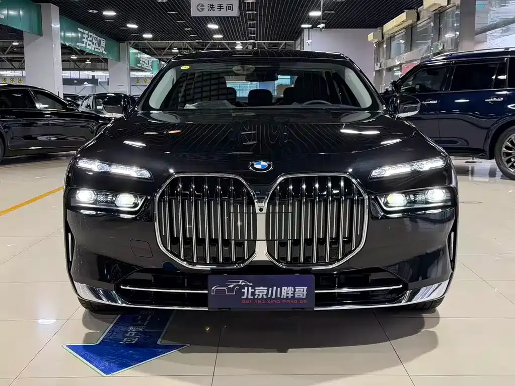 BMW 7 Series 2026 из CN, фото 5