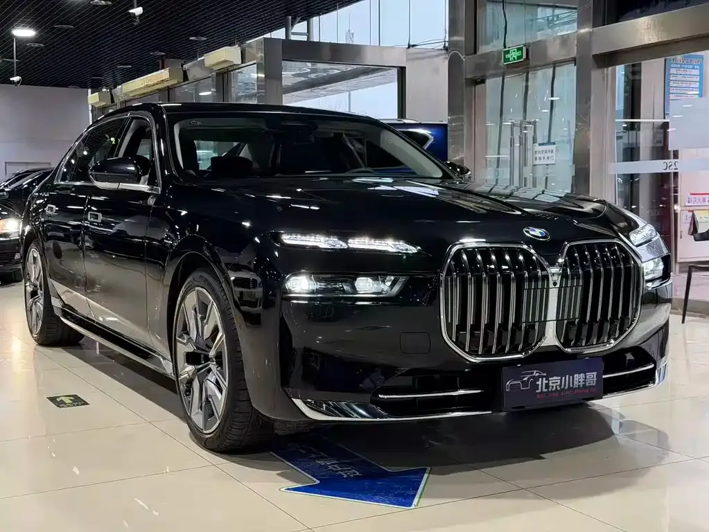 BMW 7 Series 2026 из CN, фото 7