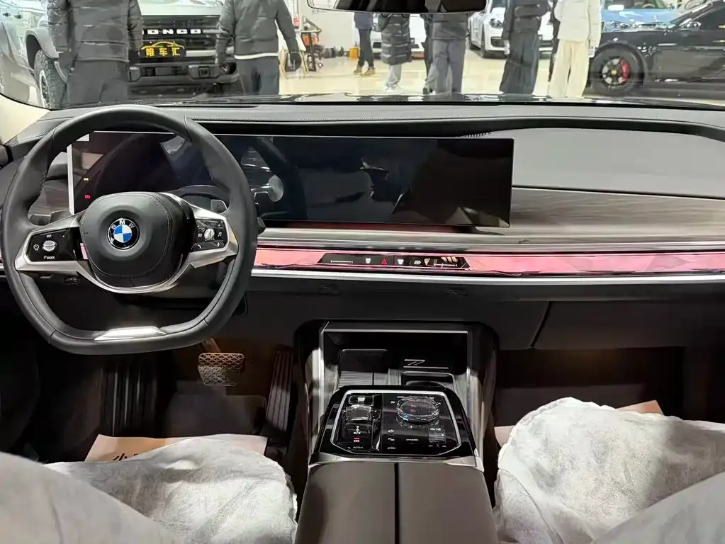 BMW 7 Series 2026 из CN, фото 3