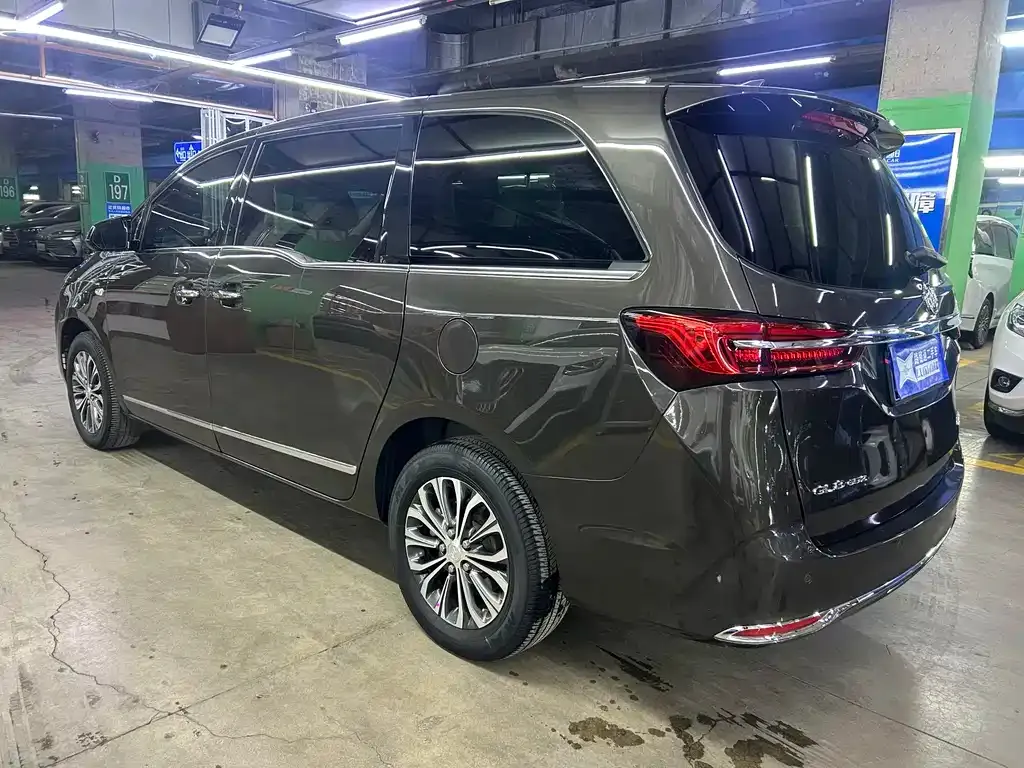 Buick GL8 2021 из CN, фото 6