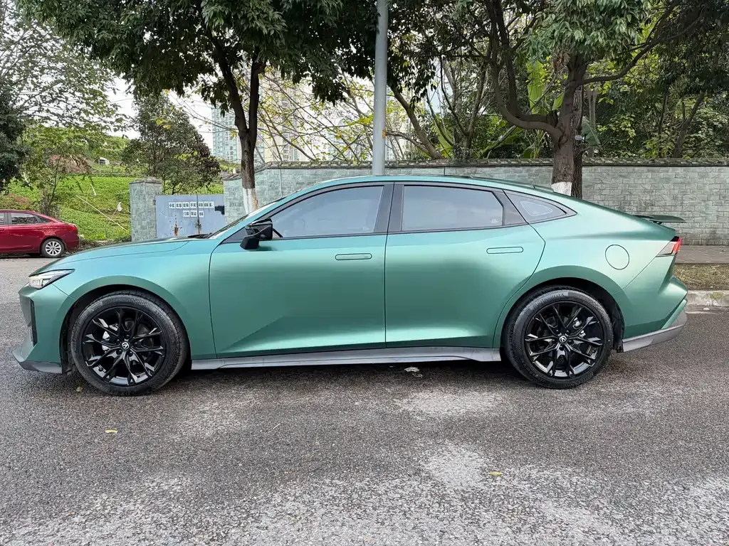 Changan UNI-V — фото 6