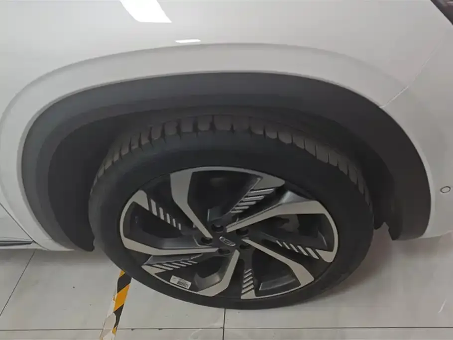 Geely Xingyue L 2023 из CN, фото 8