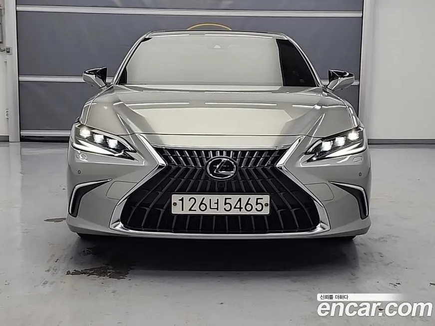 Lexus ES 2025 из KR, фото 8