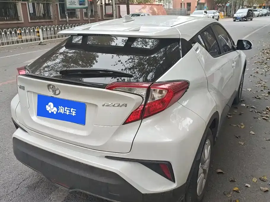Toyota IZOA — фото 7