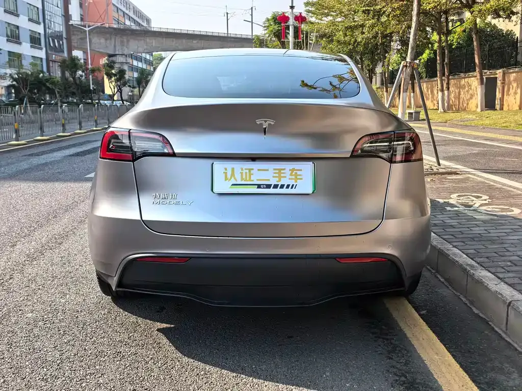 Tesla Model Y 2023 из CN, фото 8