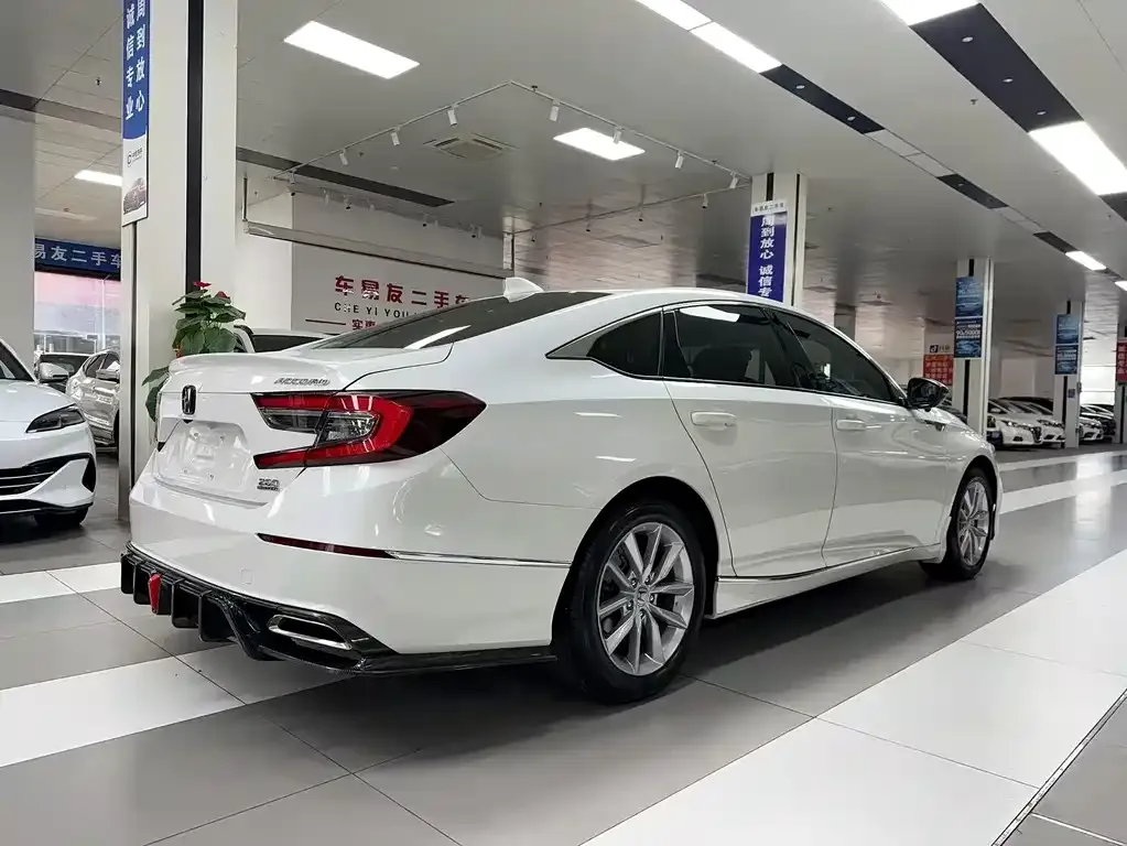 Honda Accord 2023 из CN, фото 5