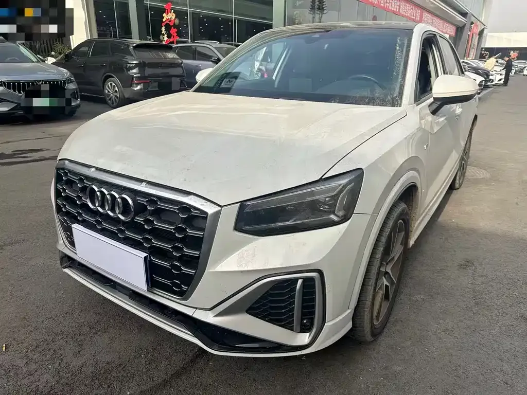 Audi Q2L 2021 из CN, фото 1