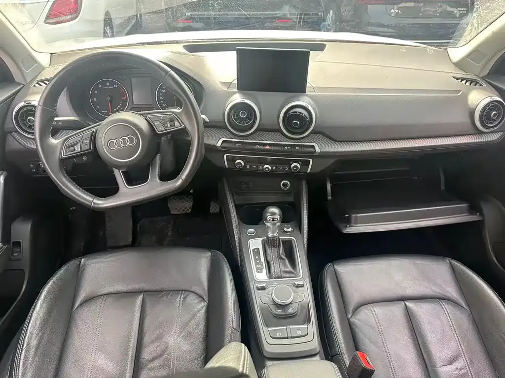 Audi Q2L 2021 из CN, фото 7