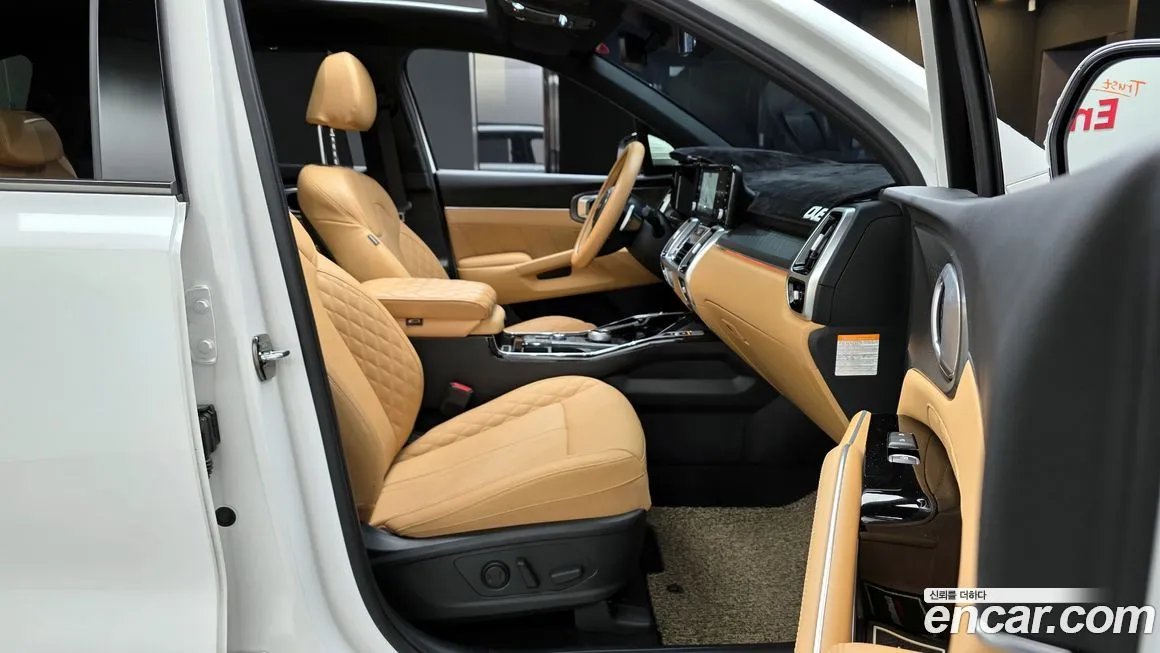 Kia Sorento — фото 7