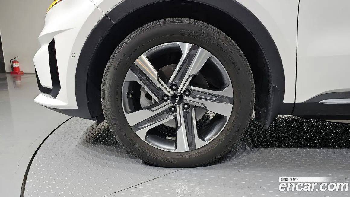 Kia Sorento — фото 10
