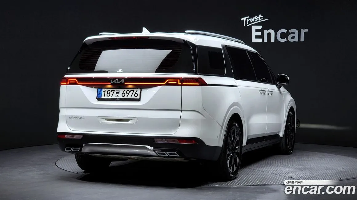 Kia Carnival — фото 2