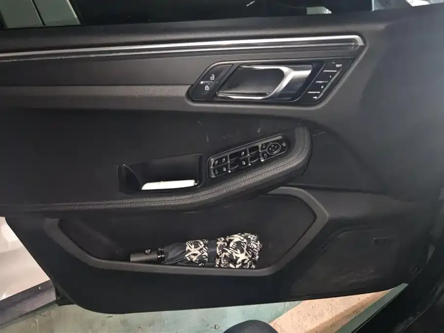 Porsche Macan 2021 из CN, фото 5