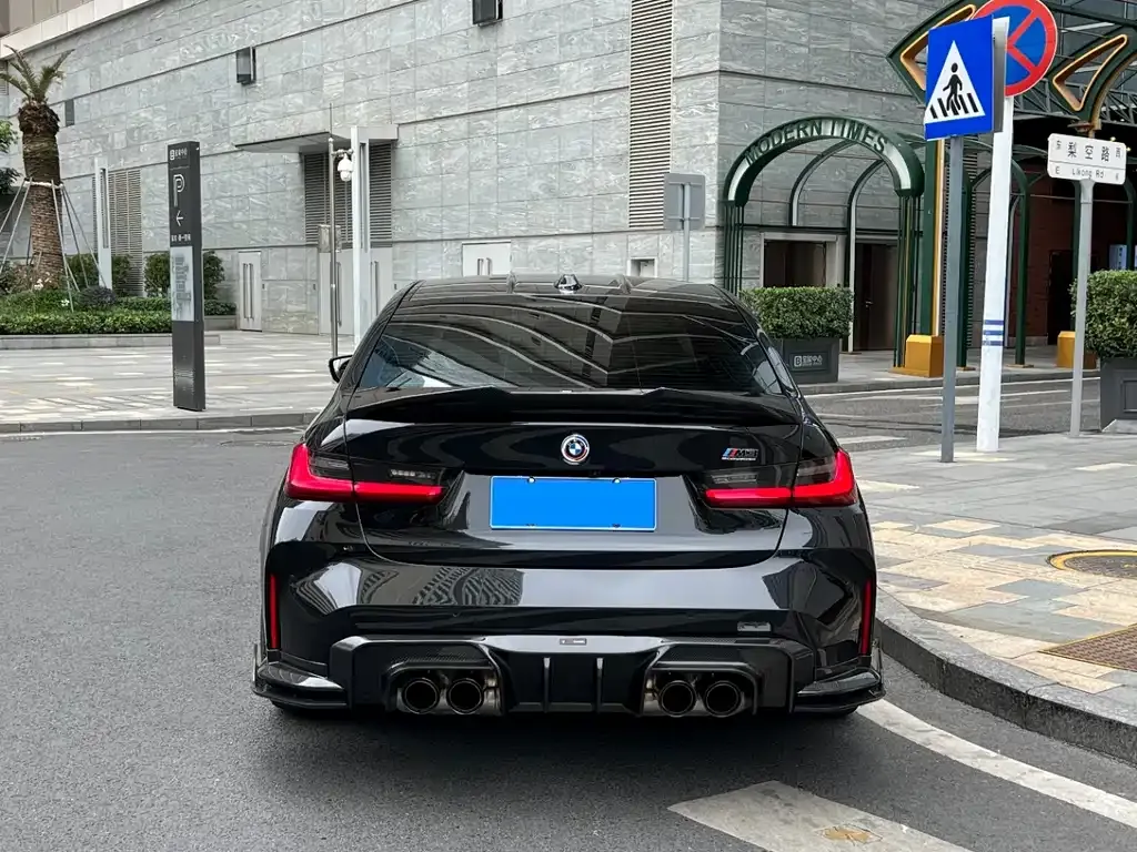 BMW M3 2025 из CN, фото 3