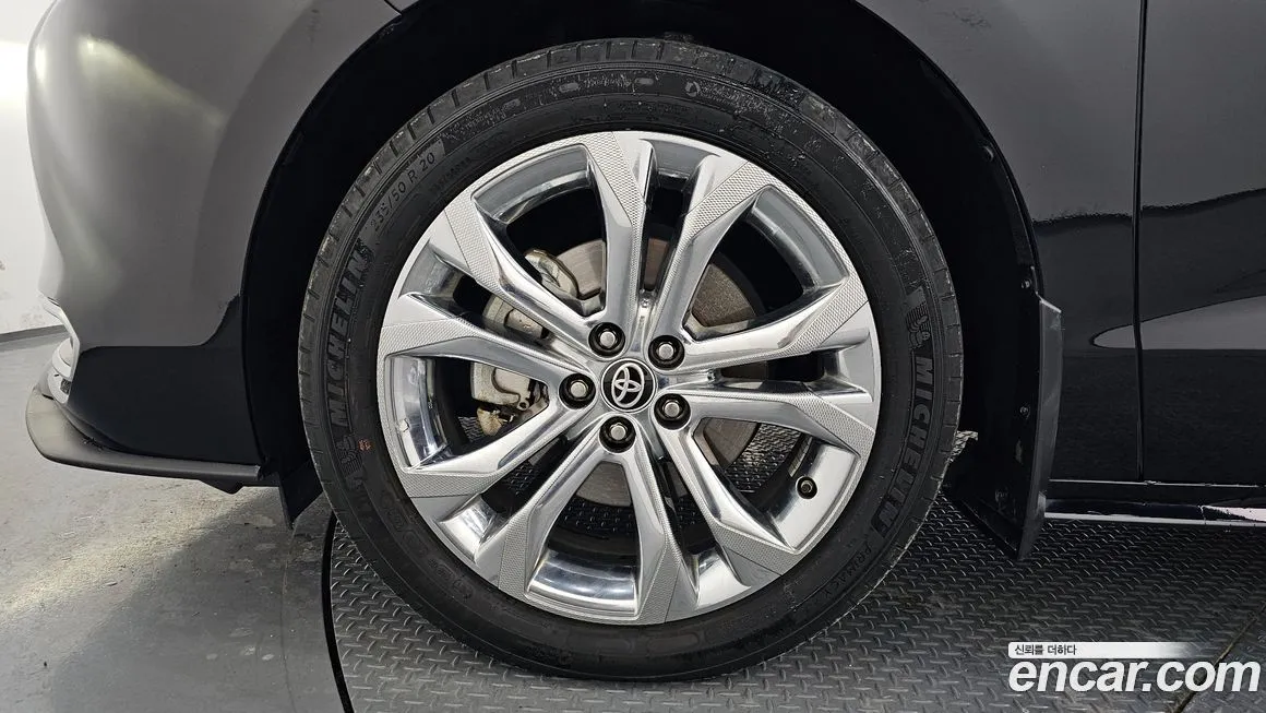 Toyota Sienna 2023 из KR, фото 3