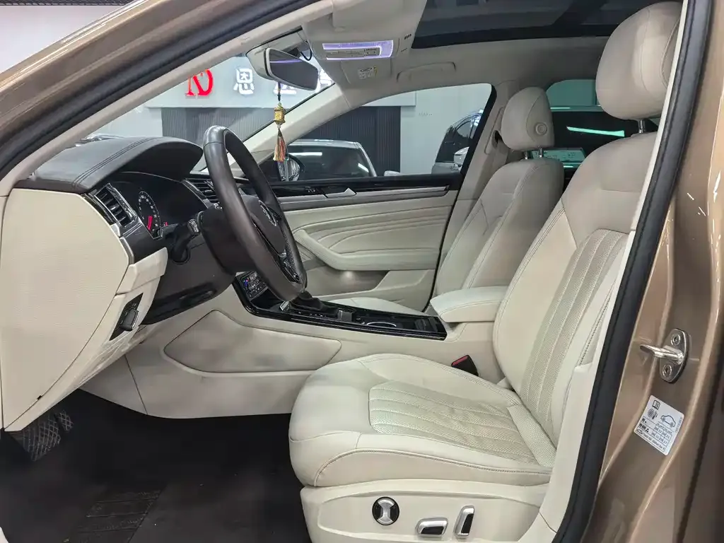 Volkswagen Phideon 2021 из CN, фото 7
