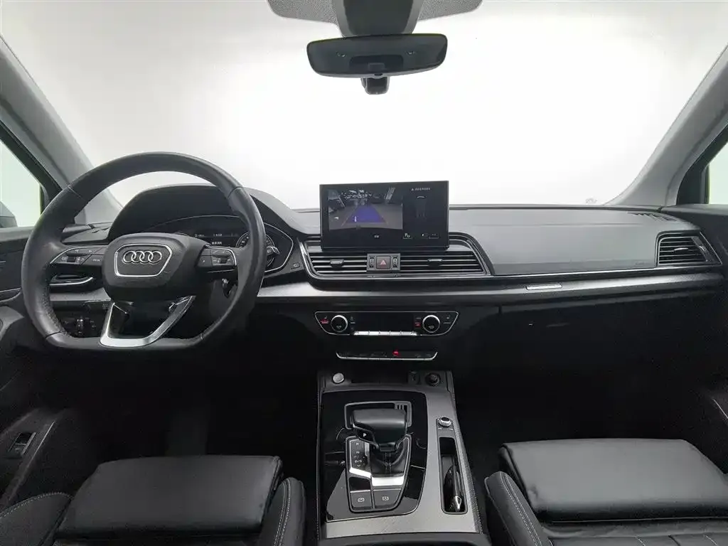 Audi Q5L — фото 2