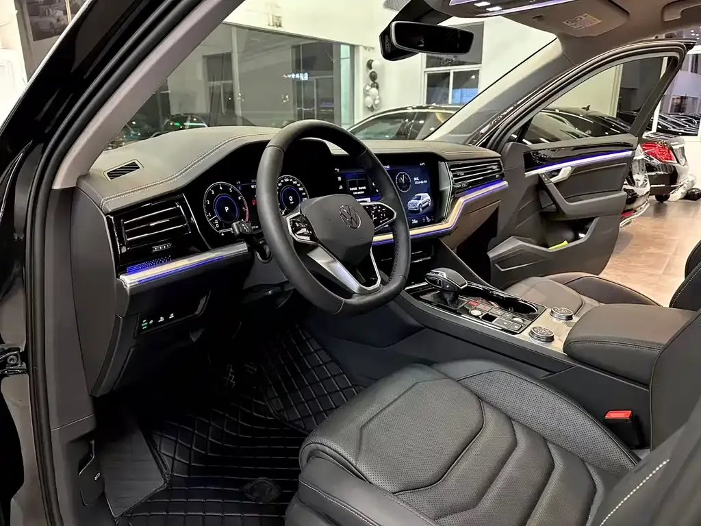 Volkswagen Touareg 2025 из CN, фото 4