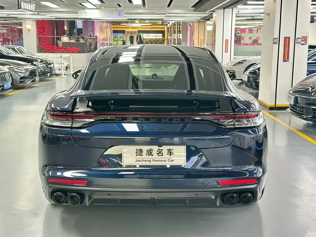 Porsche Panamera 2023 из CN, фото 7
