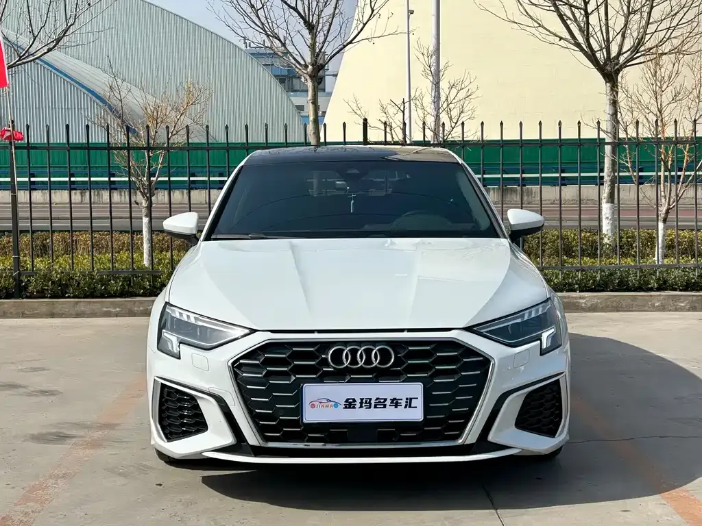 Audi A3 2024 из CN, фото 8