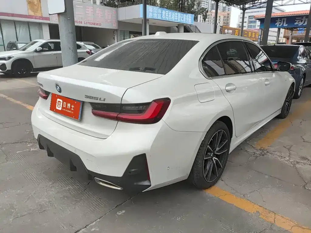 BMW 3 Series 2024 из CN, фото 2