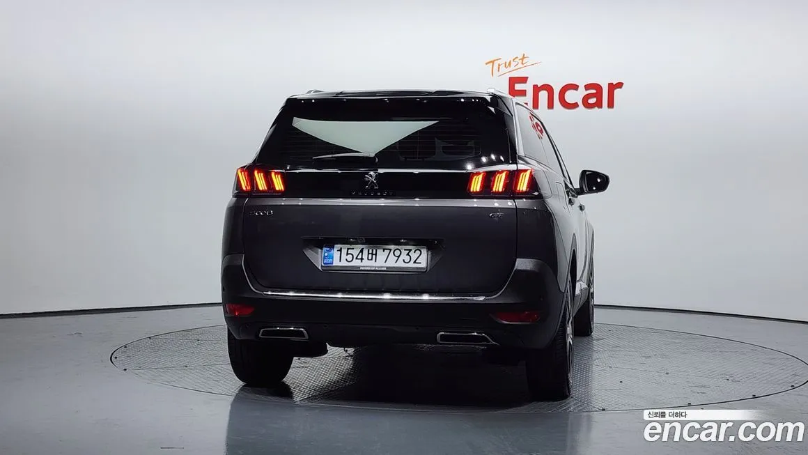 Peugeot 5008 2024 из KR, фото 2