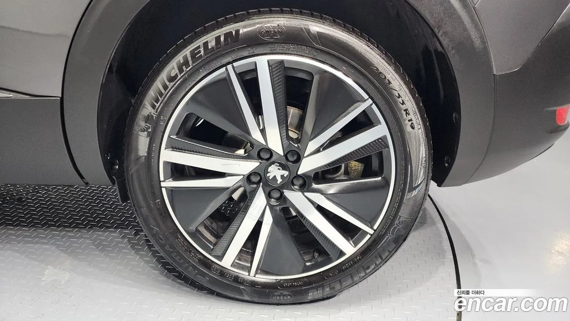 Peugeot 5008 2024 из KR, фото 8