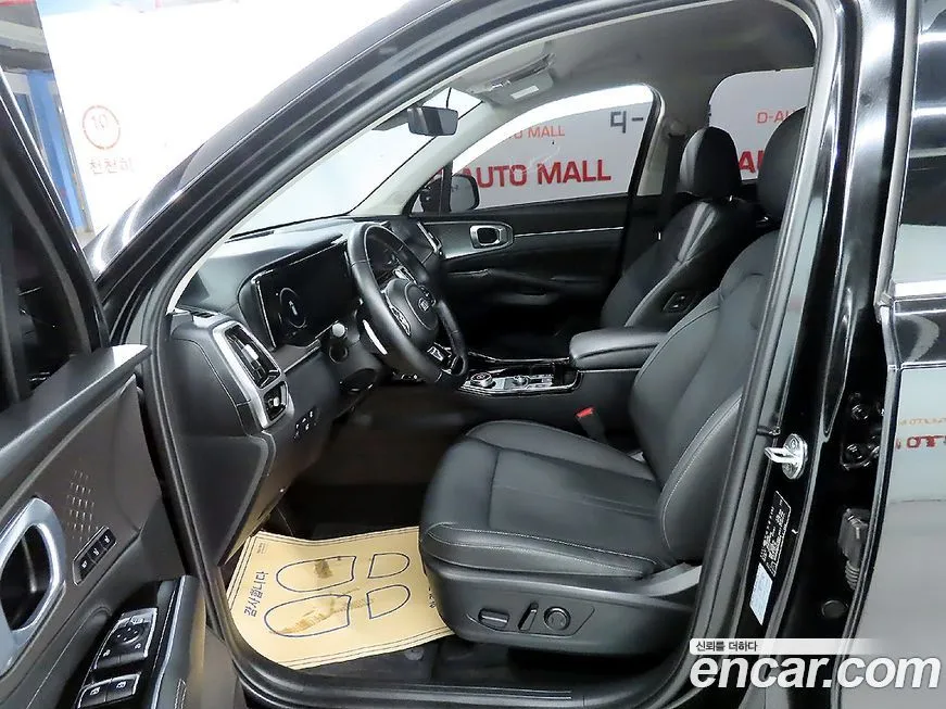 Kia Sorento — фото 8
