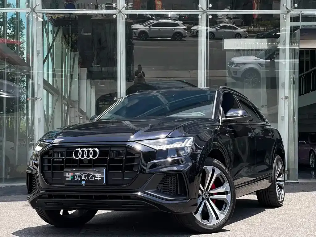 Audi Q8 2021 из CN, фото 1