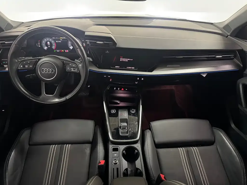 Audi A3 2024 из CN, фото 10