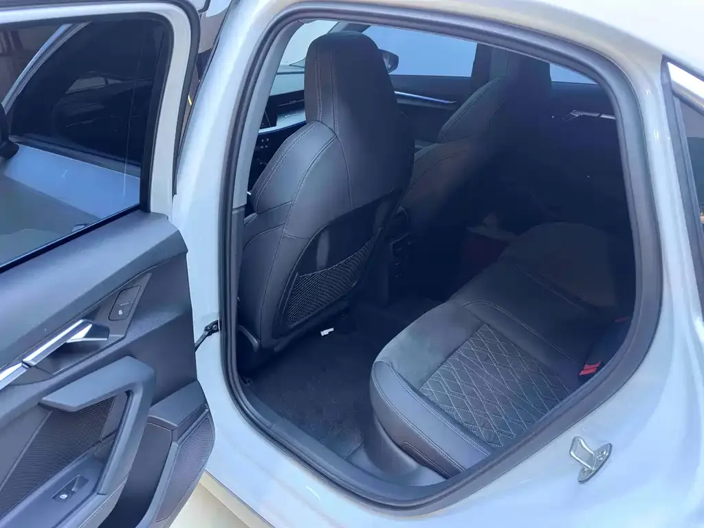 Audi A3 2022 из CN, фото 5