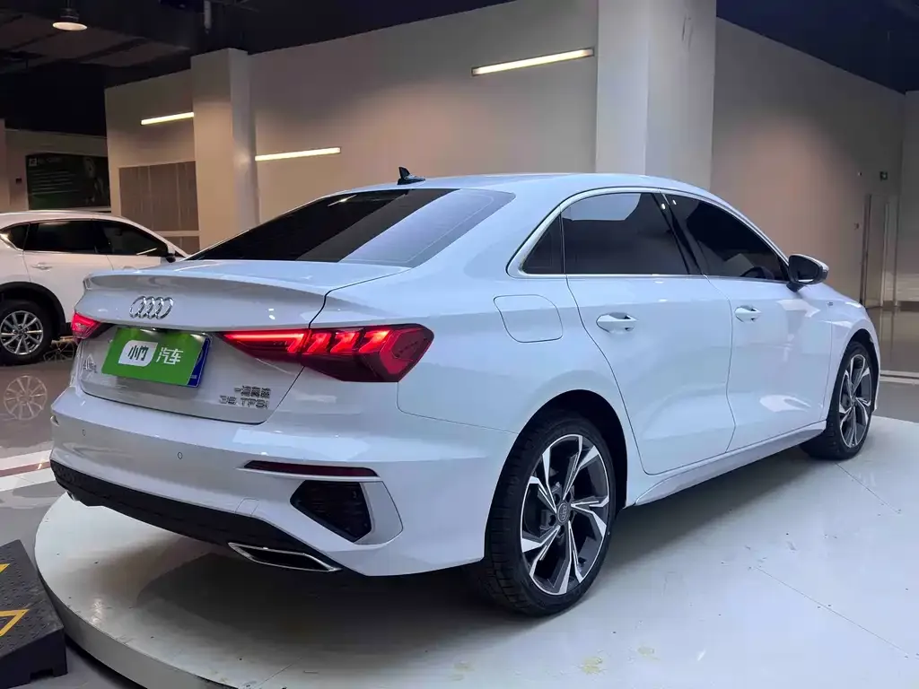 Audi A3 2022 из CN, фото 9