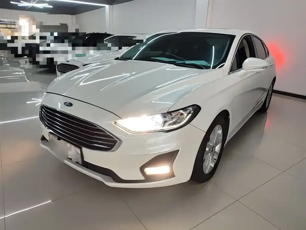 Ford Mondeo 2021 из CN, фото 4