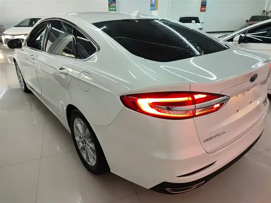 Ford Mondeo 2021 из CN, фото 5
