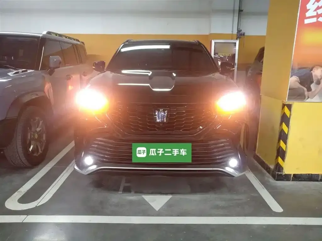Toyota Crown Kluger 2024 из CN, фото 6